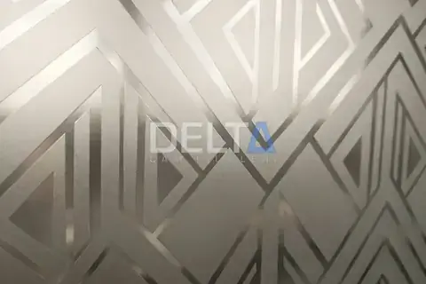 Aynalı cam filmi vitrin uygulaması